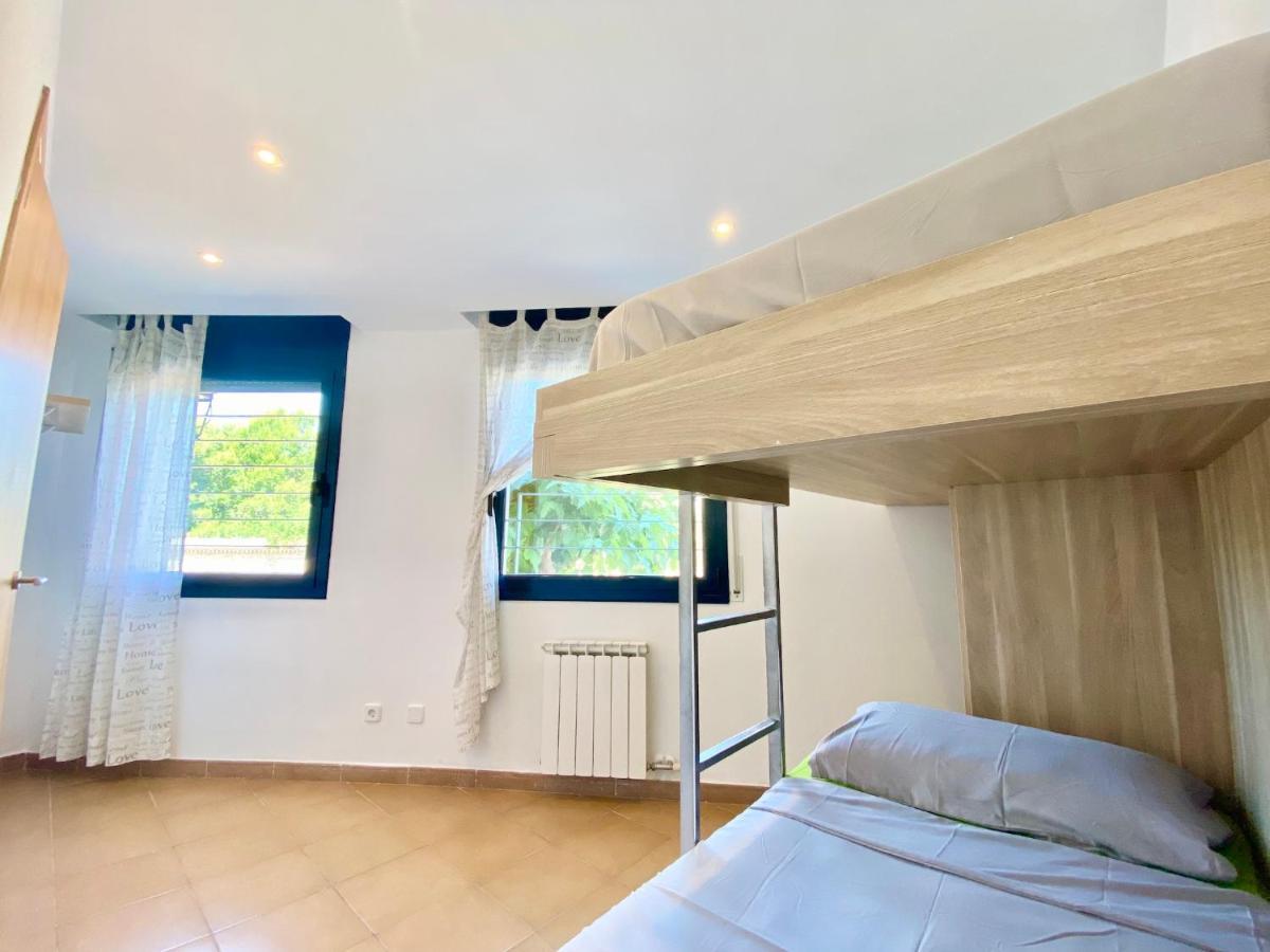 Hauzify I Apartament Forques سان فيليو ذي غيشولس المظهر الخارجي الصورة