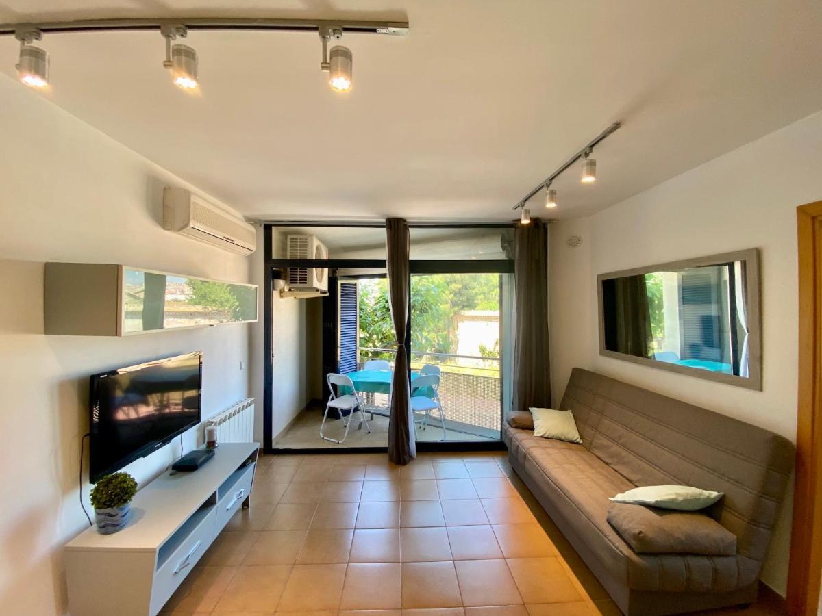 Hauzify I Apartament Forques سان فيليو ذي غيشولس المظهر الخارجي الصورة